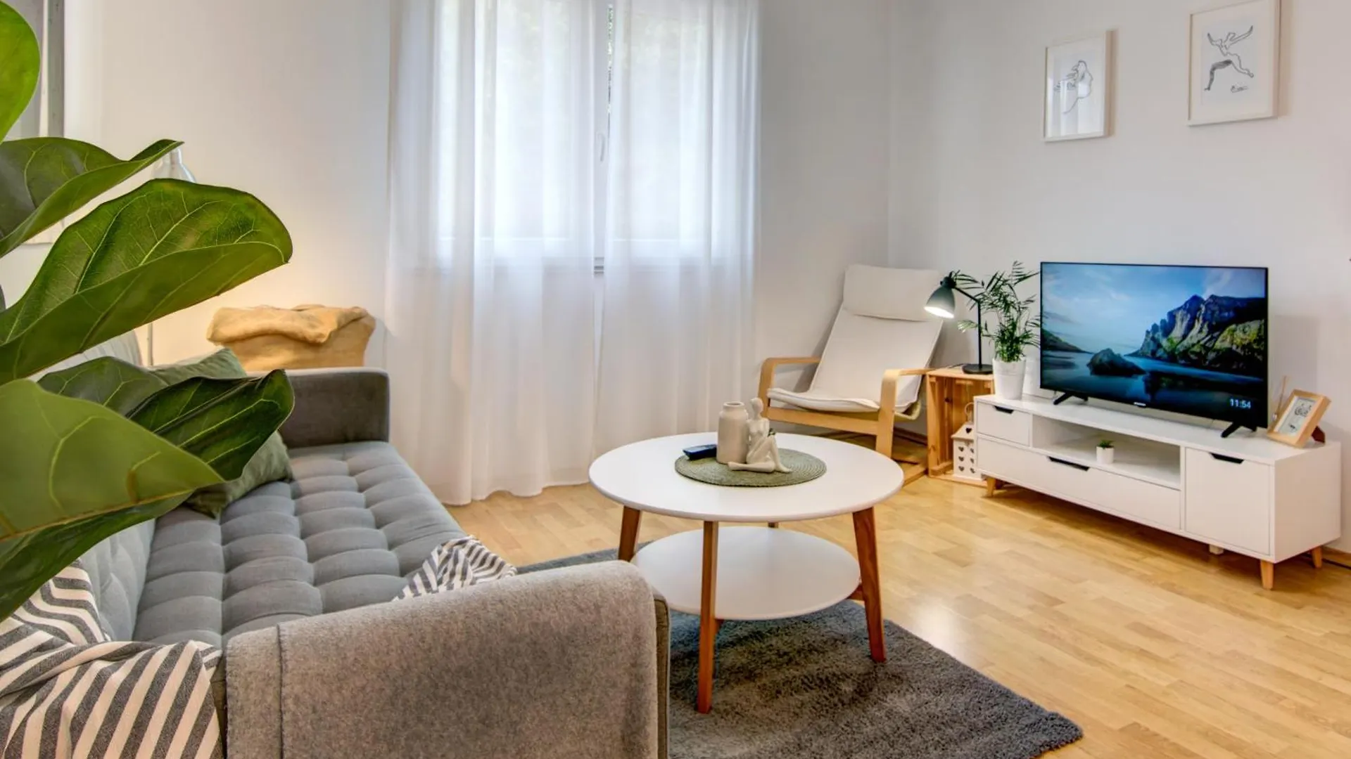 Centar White Apartment 풀라
