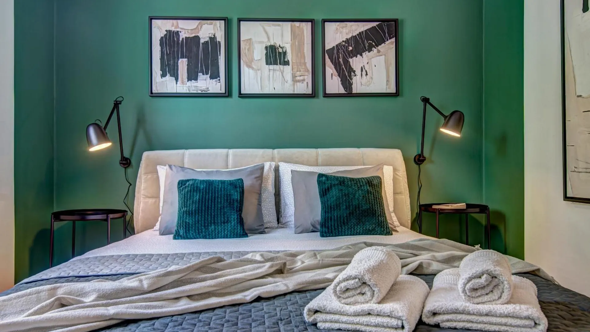 Centar White Apartment 풀라